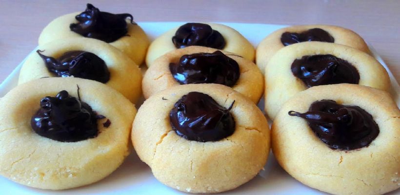 3 Malzemeli Pudingli Kurabiye Tarifi ve Malzemeleri