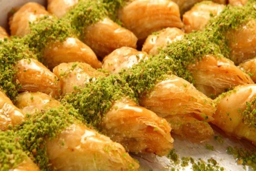 8 Kişilik Baklava Yufkasından Şöbiyet Tarifi ve Malzemeleri