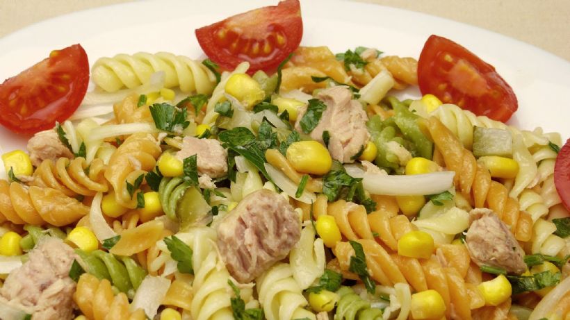 Balık Salatası Tarifi ve Malzemeleri