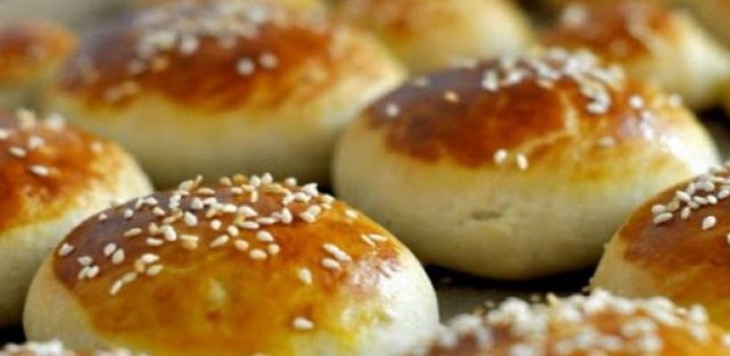 8 Kişilik Bayatlamayan Poğaça Tarifi ve Malzemeleri