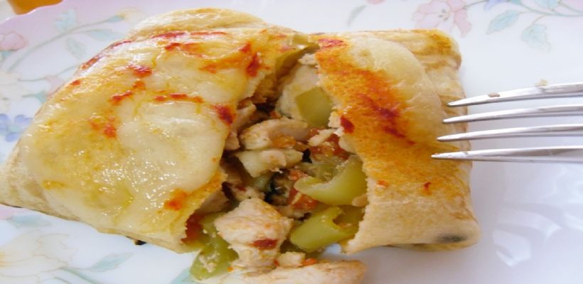 8 Kişilik Beşamel Soslu Tavuk Sarma Tarifi ve Malzemeleri