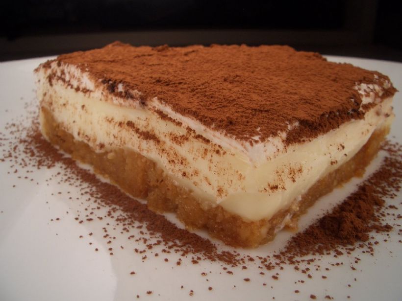 Bisküvili Etimek Tatlısı Tarifi ve Malzemeleri