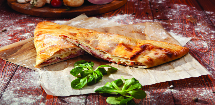 8 Kişilik Calzone Tarifi ve Malzemeleri