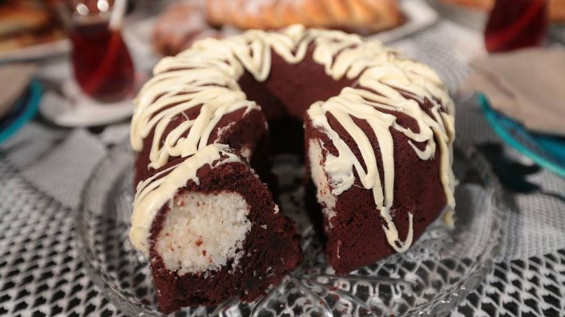 8 Kişilik Çaylı Kakaolu Kek Tarifi ve Malzemeleri