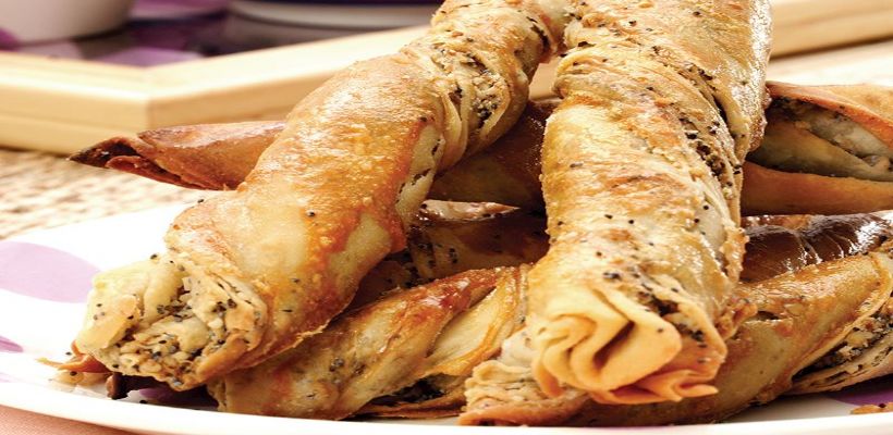 8 Kişilik Cevizli Çörek Tarifi Tarifi ve Malzemeleri