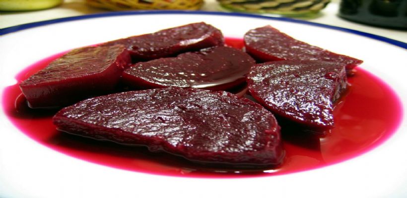 8 Kişilik Çiğ Kırmızı Pancar Salatası Tarifi ve Malzemeleri