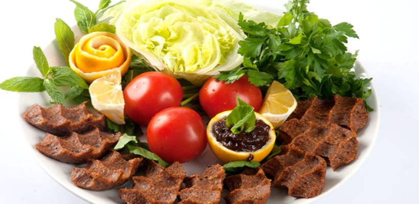 8 Kişilik Çiğ Köfte Sosu Tarifi ve Malzemeleri