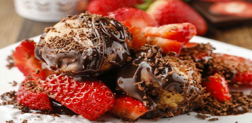 Çikolata Soslu Meyve Salatası Tarifi ve Malzemeleri