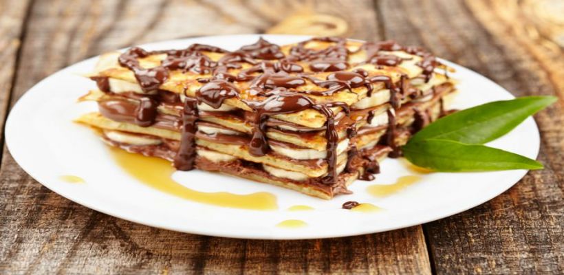 8 Kişilik Çikolatalı Muzlu Krep Tarifi ve Malzemeleri