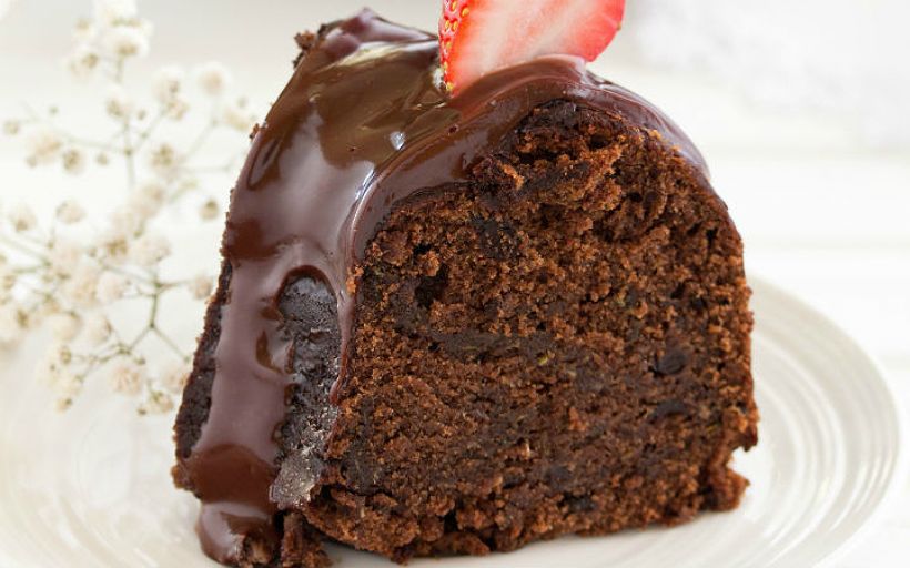 8 Kişilik Damla Çikolatalı Kakaolu Kek Tarifi ve Malzemeleri