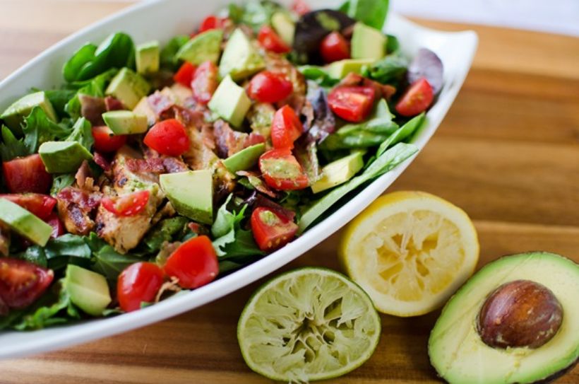 8 Kişilik Diyet Salata Tarifi ve Malzemeleri