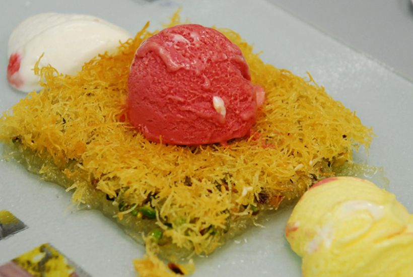 8 Kişilik Dondurmalı Kadayıf Tatlısı Tarifi ve Malzemeleri