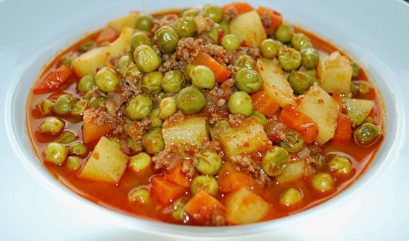 8 Kişilik Düdüklüde Bezelye Yemeği Tarifi ve Malzemeleri
