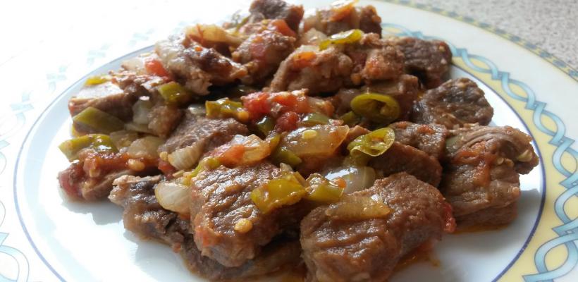 Düdüklüde Tas Kebabı Tarifi ve Malzemeleri