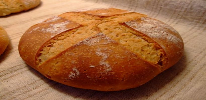 8 Kişilik Ekşi Mayalı Ekmek Tarifi Tarifi ve Malzemeleri