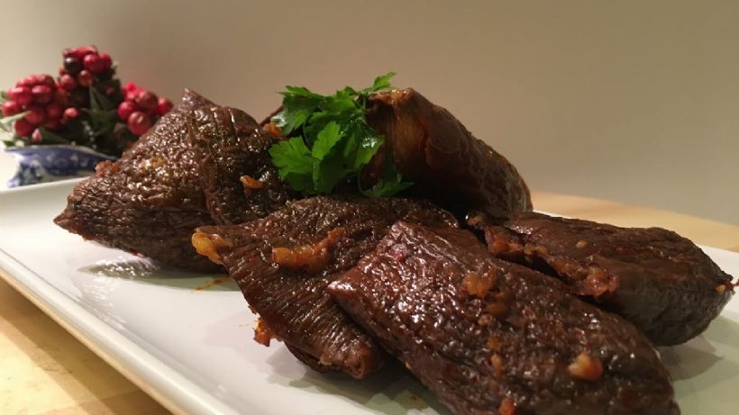 8 Kişilik Ekşili Kuru Patlıcan Dolması Tarifi ve Malzemeleri