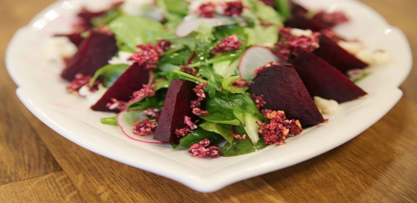 8 Kişilik Elmalı Pancar Salatası Tarifi ve Malzemeleri