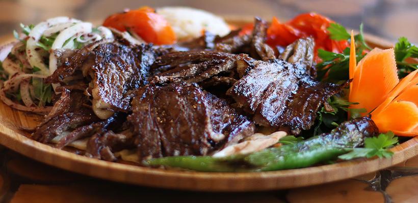 8 Kişilik Et İskender Tarifi ve Malzemeleri