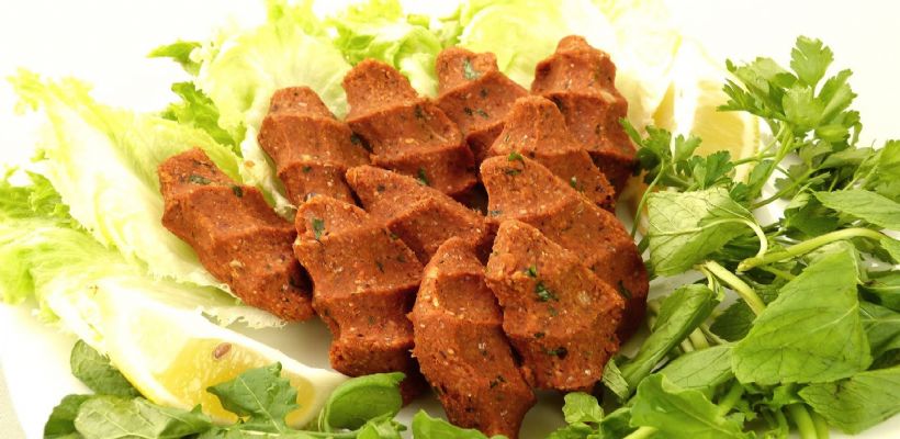 Etsiz Çiğ Köfte Tarifi ve Malzemeleri