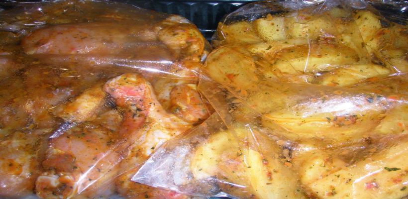 8 Kişilik Fırında Poşette Bütün Tavuk Tarifi ve Malzemeleri