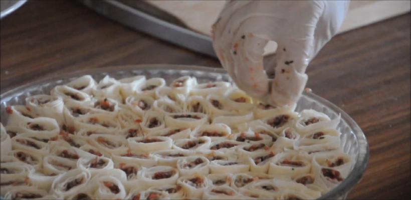 8 Kişilik Fırında Tavuklu Mantı Tarifi ve Malzemeleri