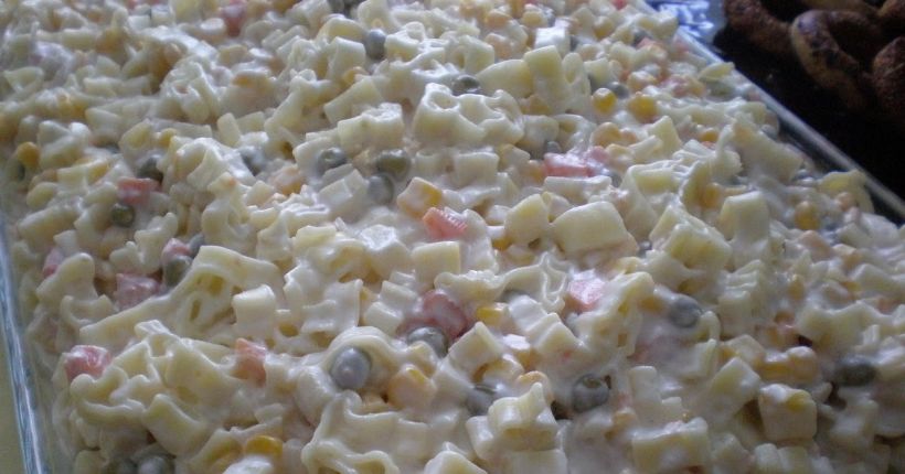8 Kişilik Garnitürlü Makarna Salatası Tarifi ve Malzemeleri