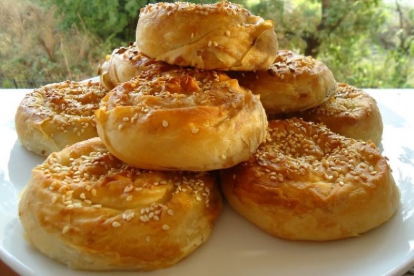 Gül Böreği Tarifi ve Malzemeleri