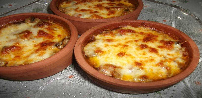 Güveçte Kaşarlı Köfte Tarifi ve Malzemeleri