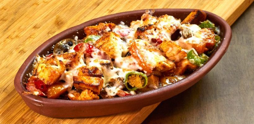 8 Kişilik Güveçte Sebzeli Tavuk Tarifi ve Malzemeleri