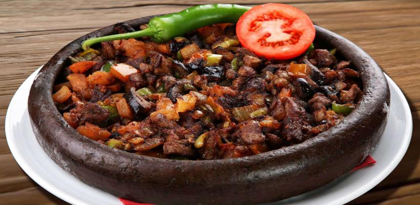 Güveçte Tas Kebabı Tarifi ve Malzemeleri