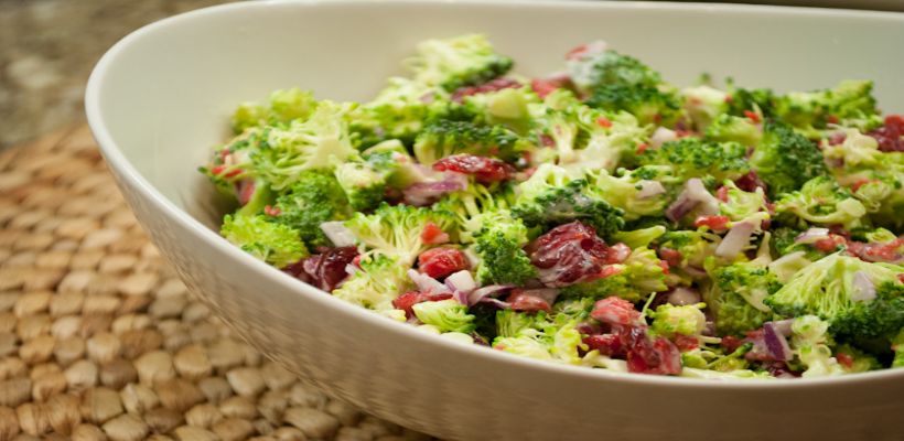 Havuçlu Brokoli Salatası Tarifi ve Malzemeleri