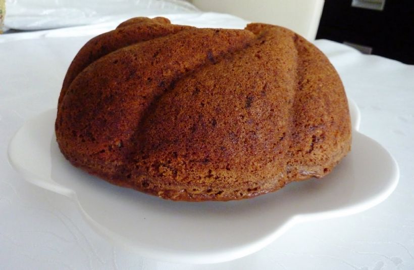 8 Kişilik Havuçlu Cevizli Tarçınlı Kek Tarifi ve Malzemeleri