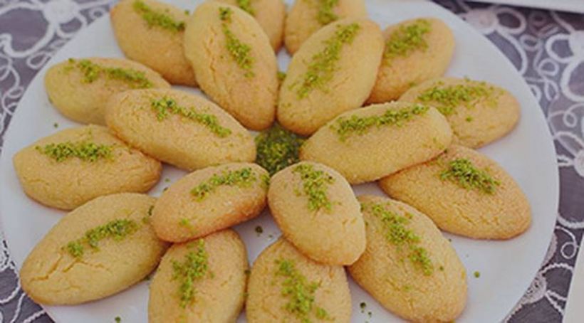 8 Kişilik İrmik Mantolu Tatlı Tarifi ve Malzemeleri