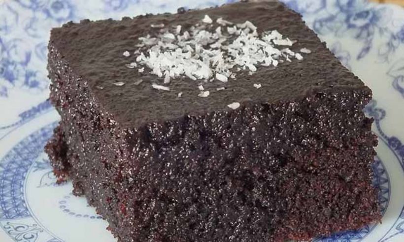 8 Kişilik Islak Kakaolu Kek Tarifi ve Malzemeleri
