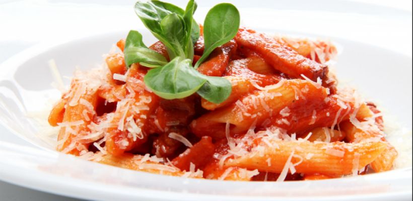 İtalyan Soslu Makarna Tarifi ve Malzemeleri
