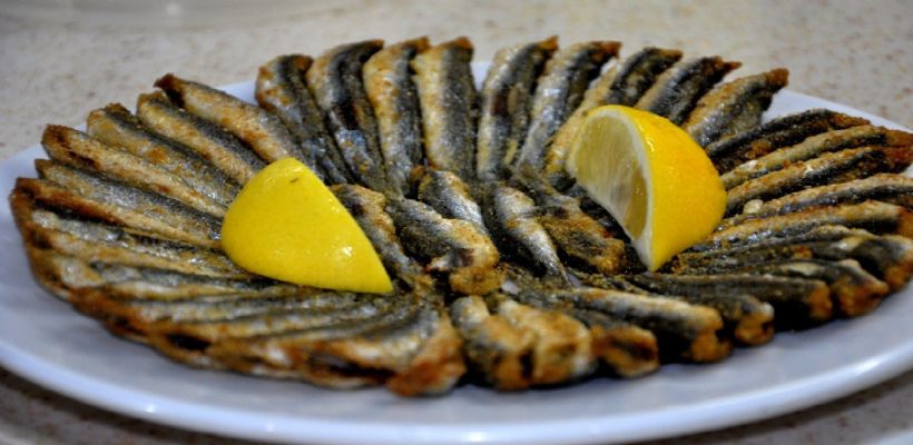 8 Kişilik Kağıtta Hamsi Tarifi ve Malzemeleri