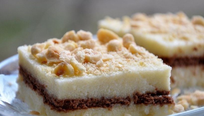 Kakaolu Bisküvili İrmik Tatlısı Tarifi ve Malzemeleri