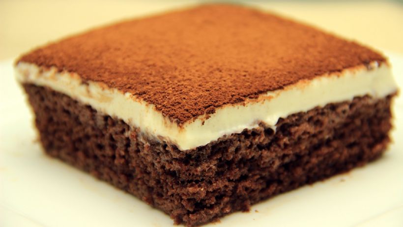 Kakaolu Kremalı Kek Tarifi ve Malzemeleri