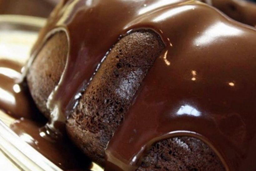 Kalıpta Islak Kek Tarifi ve Malzemeleri