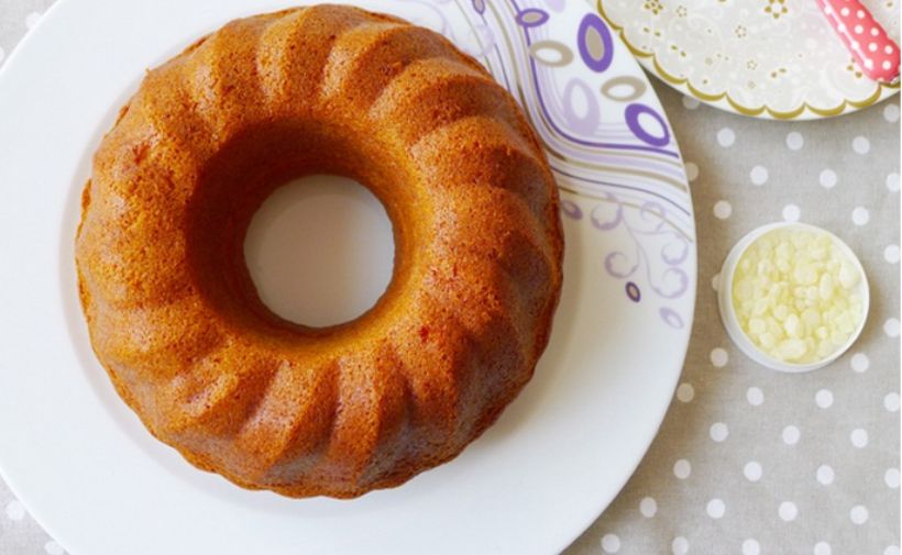 Kalıpta Sade Kek Tarifi ve Malzemeleri