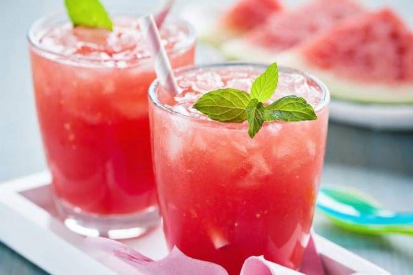 8 Kişilik Karpuzlu Limonata Tarifi ve Malzemeleri