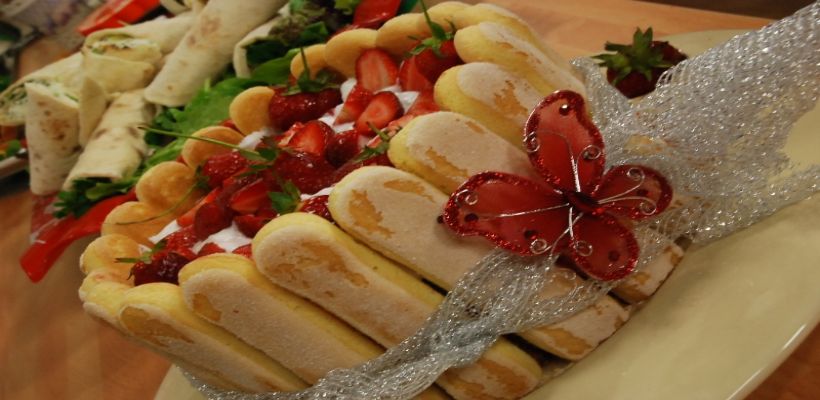 Kedi Dili Yaş Pasta Tarifi ve Malzemeleri