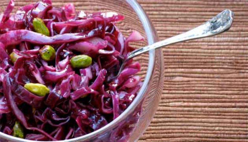 8 Kişilik Kırmızı Lahana Salatası Tarifi ve Malzemeleri