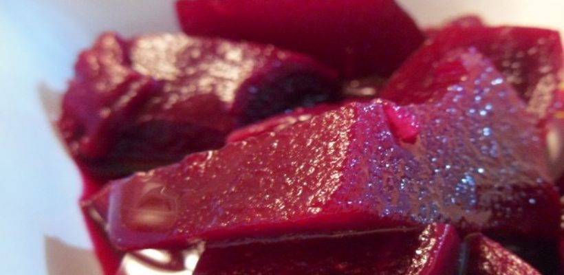 8 Kişilik Kırmızı Pancar Turşusu Tarifi ve Malzemeleri