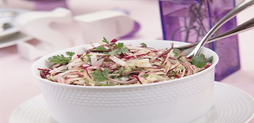 Kırmızı Soğan Salatası Tarifi ve Malzemeleri