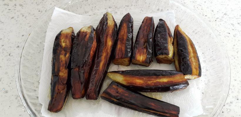 Kışlık Patlıcan Kızartması Tarifi ve Malzemeleri