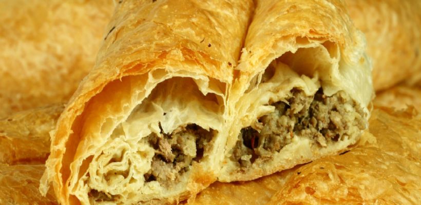 8 Kişilik Kıymalı Bulgurlu Börek Tarifi ve Malzemeleri