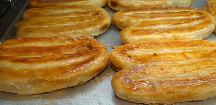 Kıymalı Çarşaf Böreği Tarifi ve Malzemeleri