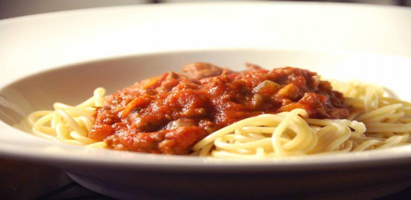 Kıymalı Spagetti Sosu Tarifi ve Malzemeleri