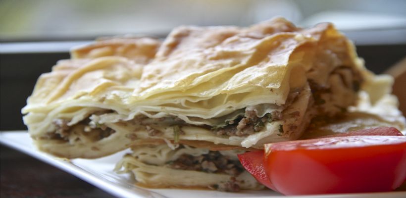 8 Kişilik Kıymalı Su Böreği Tarifi ve Malzemeleri
